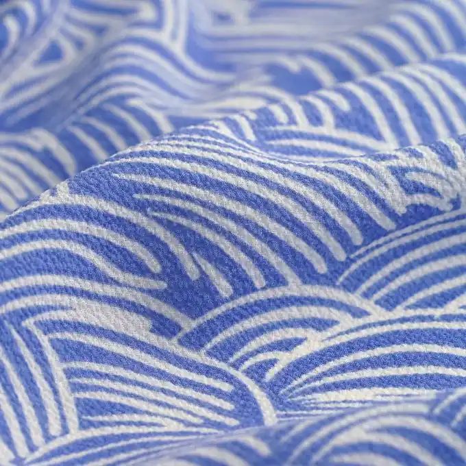 Solange Der Vorrat Reicht Kreppstoff Wellen ecru blau