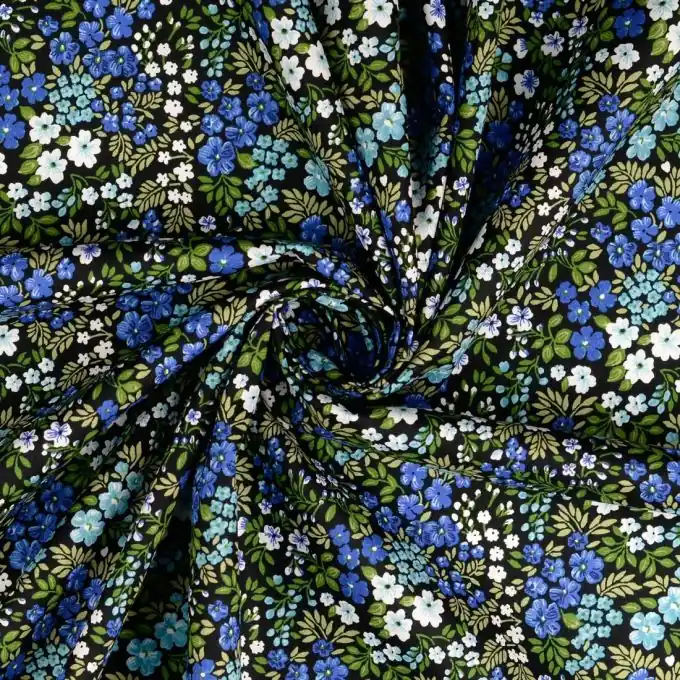 Angebot Baumwoll-Popeline mit buntem Blumenmuster für Kleidung