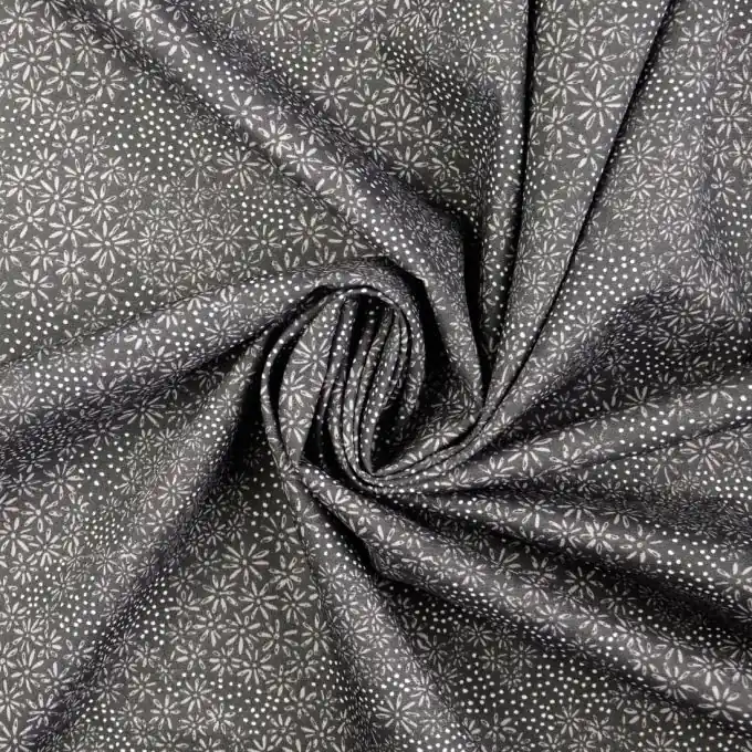 Baumwoll-Popeline mit Blumen-Druck für vielseitige Kreationen Knallerangebot