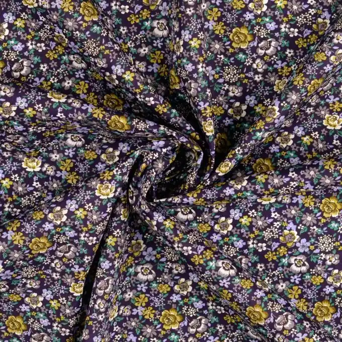 Popeline 100% Baumwolle – Blumenprint auf Violett: Ideal für Kleider, Hemden, Röcke und Blusen Ausverkauf