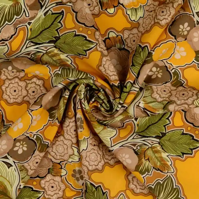 Begrenztes Angebot Blumen-Print Viskose-Popeline in Gelb für Kleidung