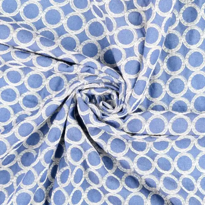 Jeansstoff mit zarten Stickereien für vielseitige Kleidungsstücke Knallerangebot