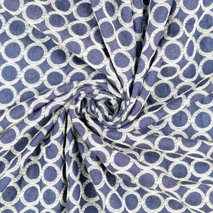 Jeansstoff mit Stickereien für Hosen, Jacken und Taschen Exklusiv