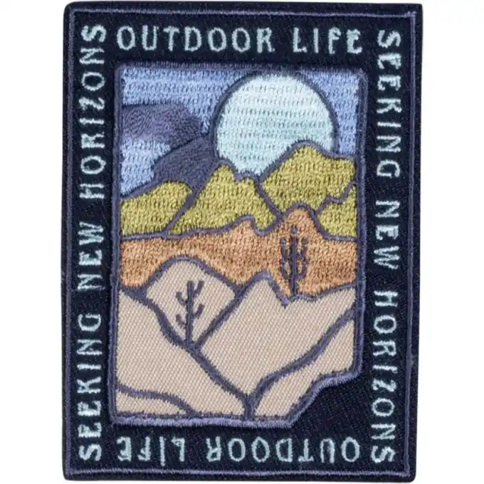 Geld-Zurück-Garantie Kleidungsreparatur & Anpassung: Terracotta-Applikation mit Bergmotiv