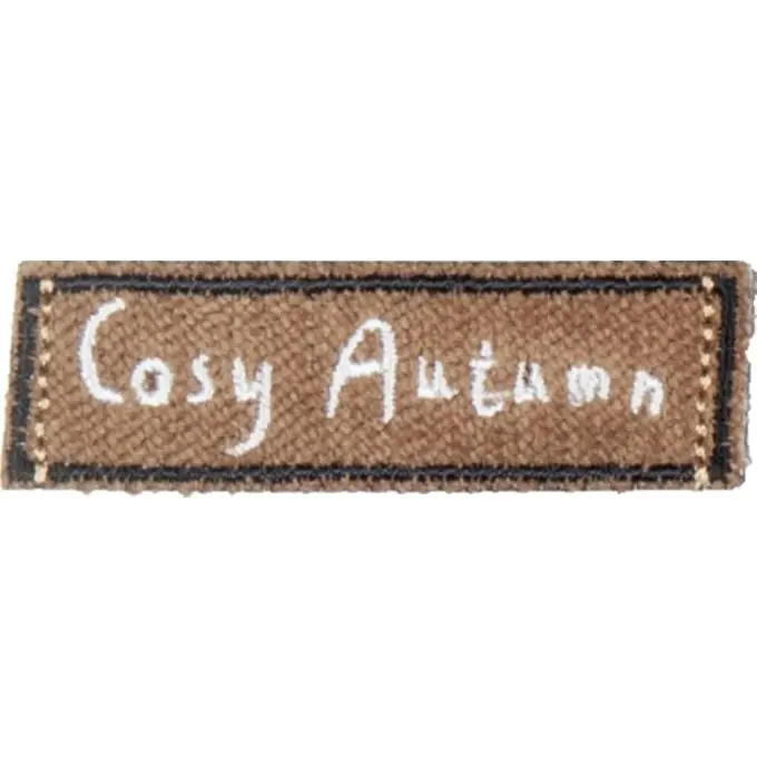 Schöne Reparatur und Anpassung von Kleidung mit brauner Farbe Ab Werk