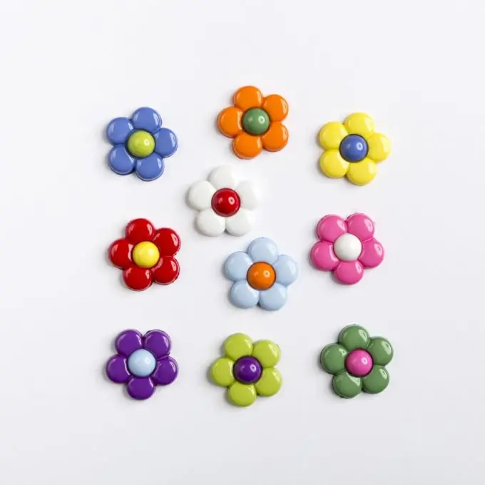 Beutel mit fantasie Blumenknöpfen Neue Ware