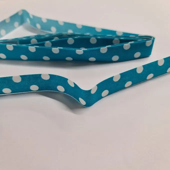 Stoffstreifen 1,5 cm x 2m zum Aufbügeln, blau mit weißen Punkten Jetzt Kaufen