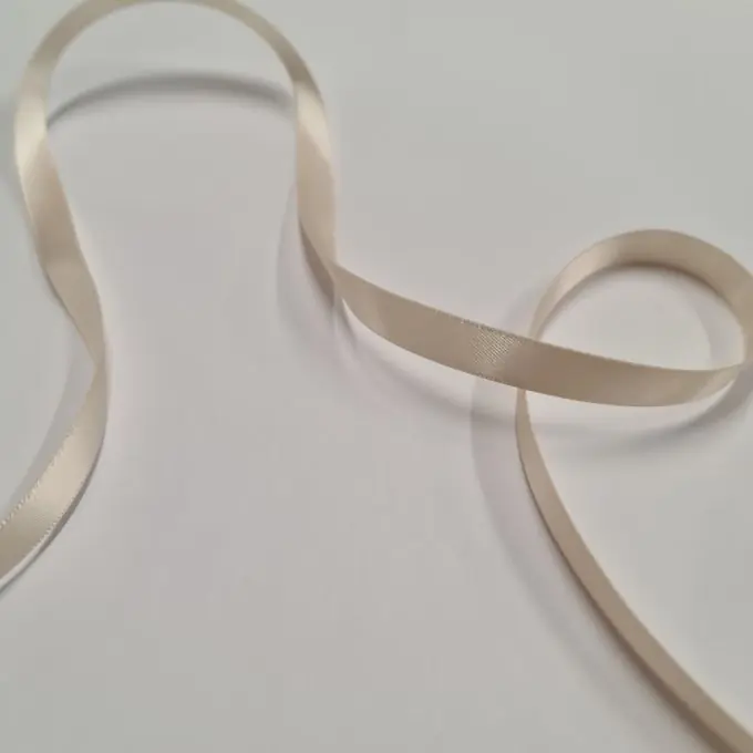 Geprüft Satinband 9 mm Creme