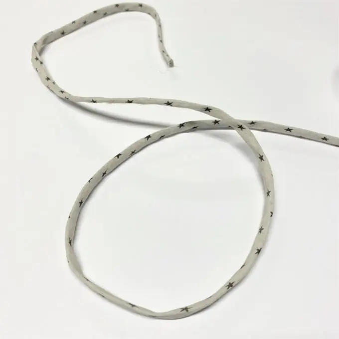 Letzte Chance Spaghetti cord 7mm light gray stars“ -> „Nudelschnur 7mm Sternenmuster in Hellgrau