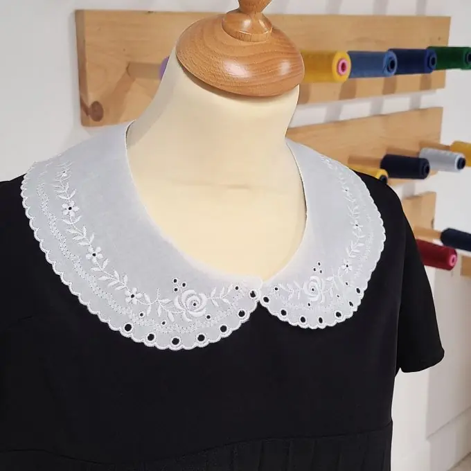 Schnäppchen Schöner weißer Baumwollkragen mit englischen Stickereien – Made in France