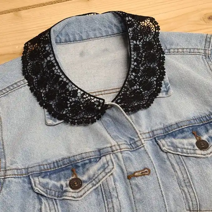 Schwarzer Baumwollspitzenkragen – Accessoire aus Frankreich Hochwertig