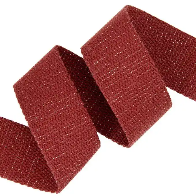 Neue Kollektion Baumwollgurtband mit Lurex-Gewebe, Burgunderrot, 30 mm.