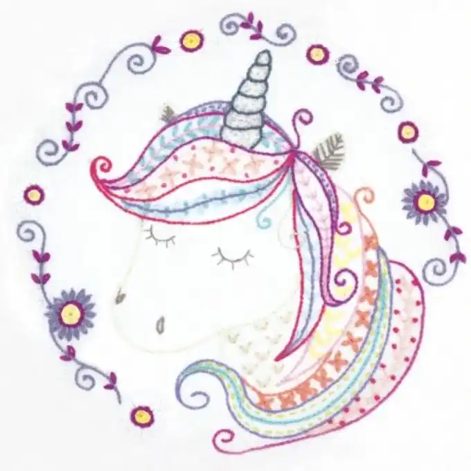 Direkt Vom Hersteller Stick-Set für Anfänger: Weißer bedruckter Stoff mit Stickgarnen