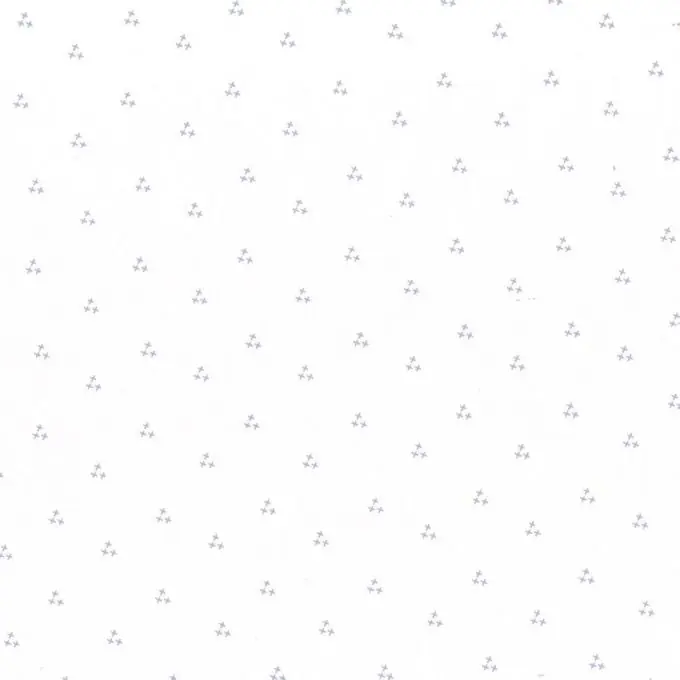 Leichte Baumwollbluse mit grauem Kreuzstichmuster Angebot