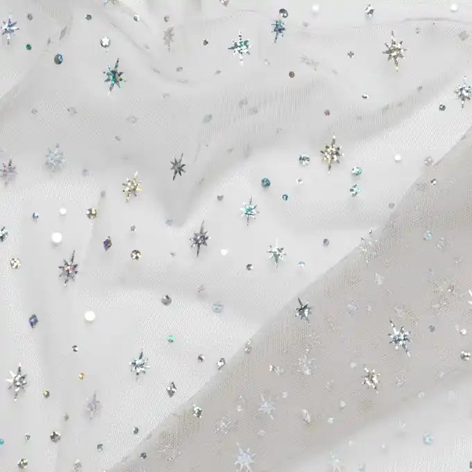 Netz mit silbernen Sternen Neue Ware