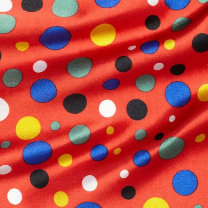 Preiswert Karneval-Satinstoff, gepunktet