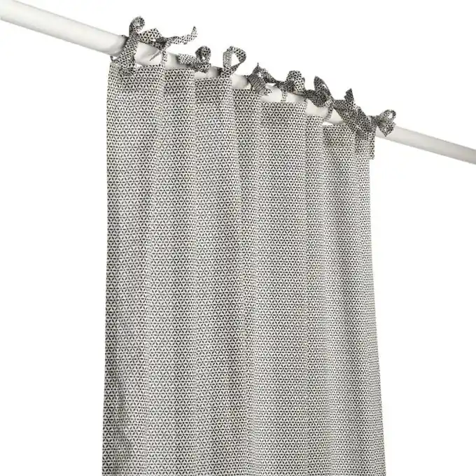 Schwarz-Weißer Baumwollvorhang Twist 140×260 cm Sonderaktion