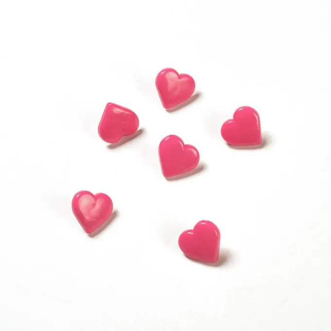 Knöpfe Herz fuschia Neu