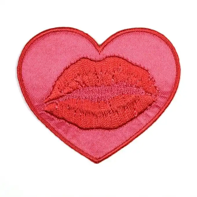Bügelbild Herz Lippen Preisknaller