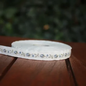 Markenware Webband Rosenknospe dunkelblau/natur