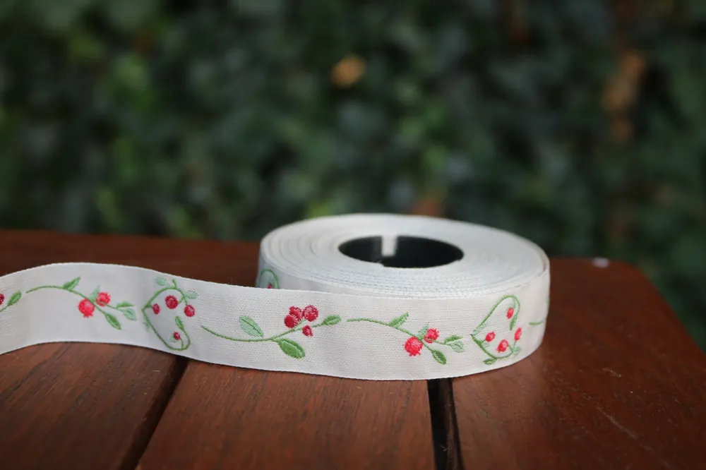 Webband Beerenherz rot Markenprodukt