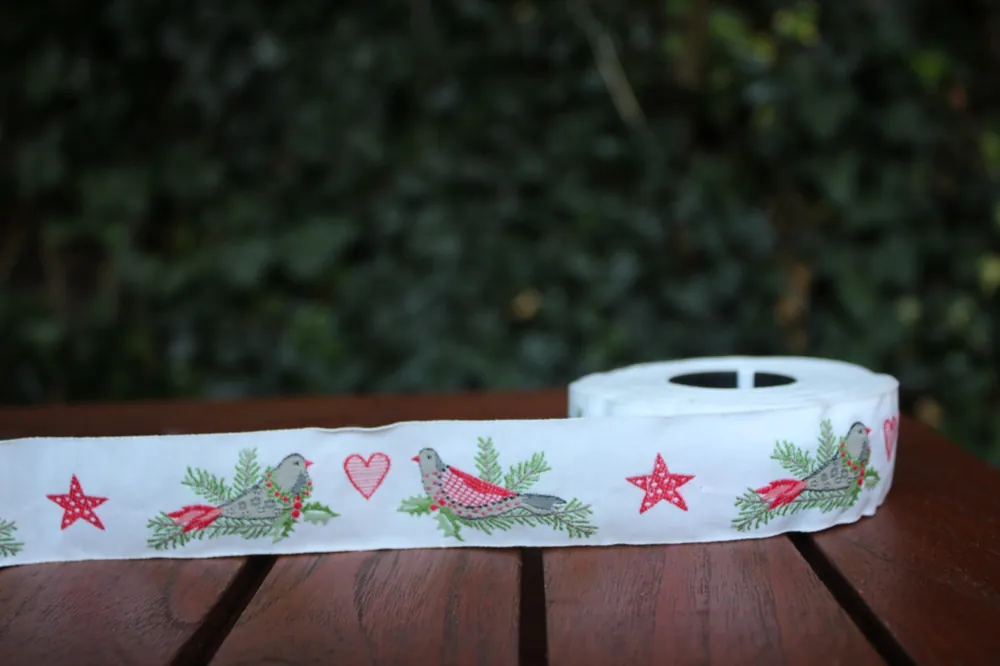 Heißes Angebot Webband Vogel im Tannenzweig