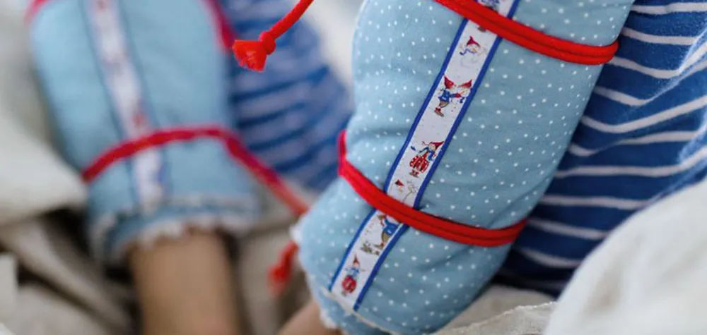 Neue Kollektion Webband Pippa und Pelle im Schnee