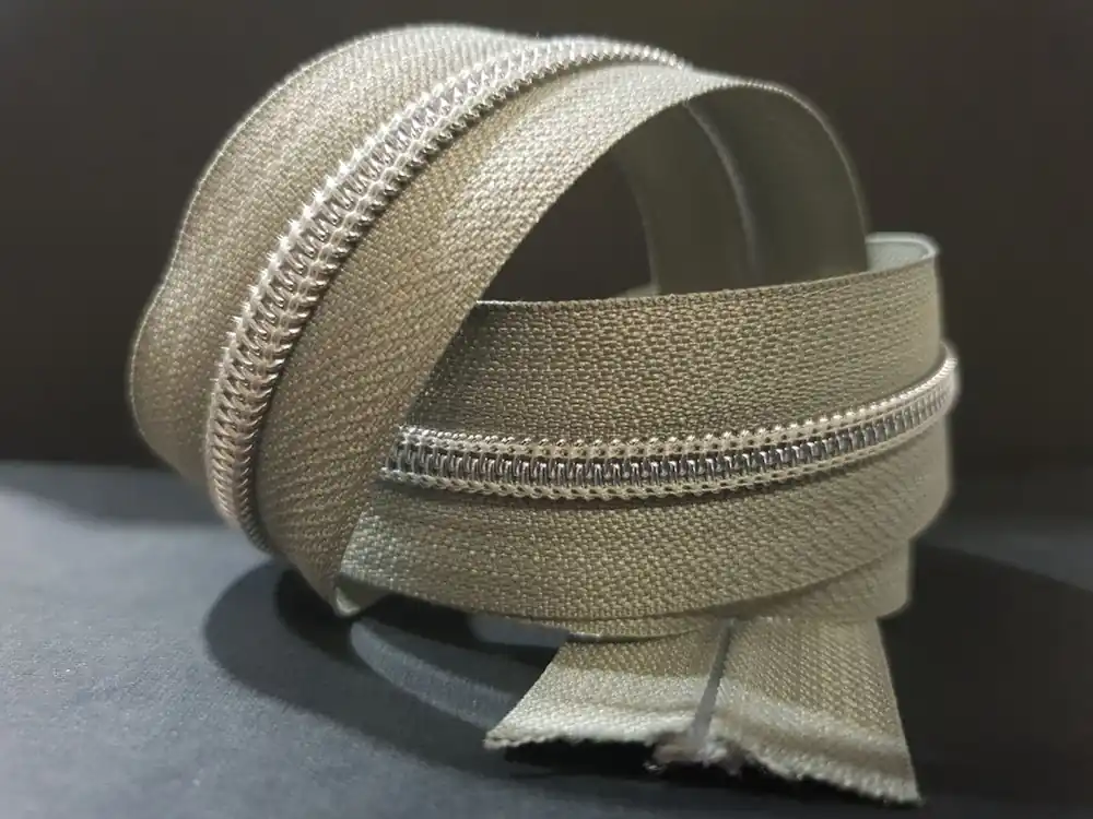 Reißverschluss metallisiert salbei/silber breite Raupe Mega-Angebot