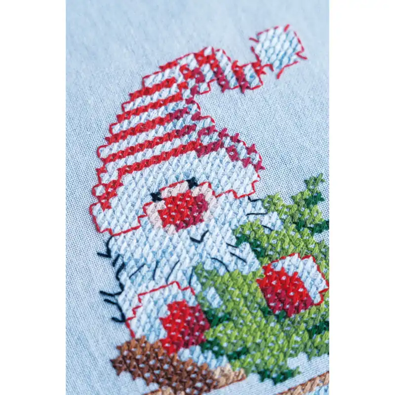 Vervaco Tischdecke Kreuzstich Stickpackung „Wichtel und Rentier“, Stickbild vorgezeichnet, 80x80cm Limited Edition