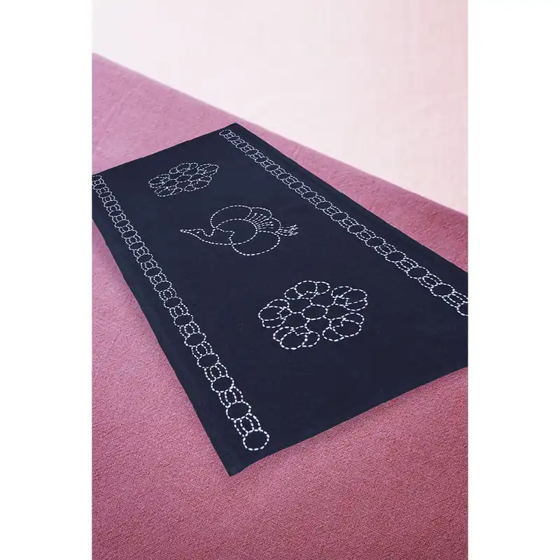 Olympus Sashiko Stickpackung „Tischläufer“, Stoff bedruckt, 30x70cm, Original aus Japan Preiswert