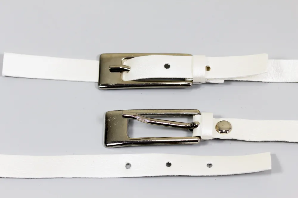 Original Schnallen Zierteil creme mit Perlglanz ZS-6