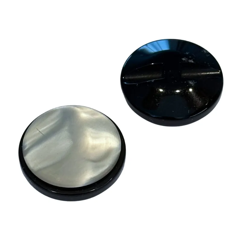 Mantelknopf Schwarz-Grau – Perlmuttimitat, mit Öse Hochwertig
