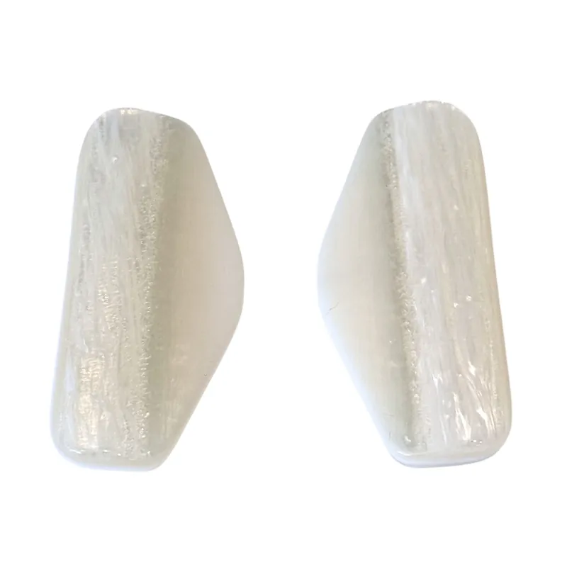 Creme Knebelknopf – Geometrisches Design, Perlmuttimitat Original