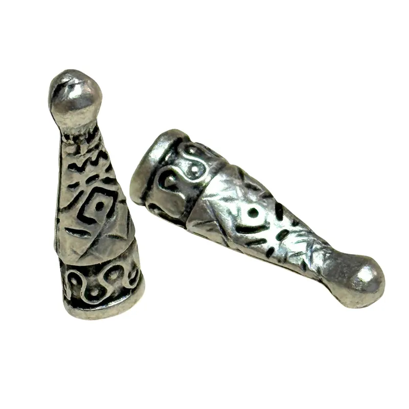 Kordelenden aus Metall – Silber im Mützen Design KOE-4 Preisreduziert