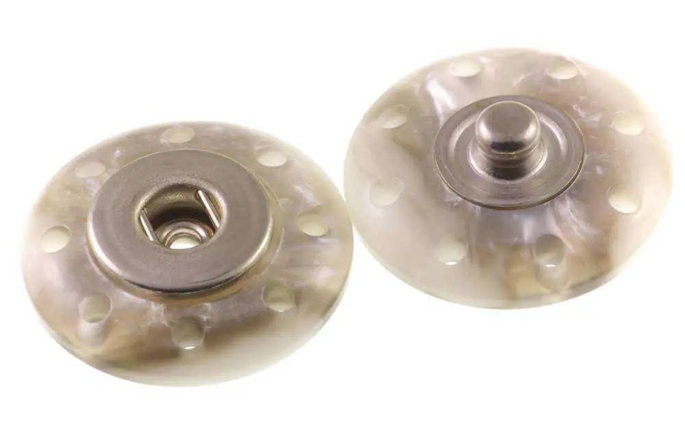 Jetzt Zugreifen Druckknopf zum Annähen mit Rand Silber