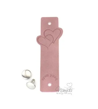 1 Stück – KNiCK MiCH KuNSTLEDER LABEL – HEARTS HAND MADE + VERNICKELTE NIETE Geld-Zurück-Garantie