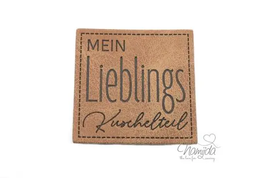 1 Stück – KuNSTLEDER LABEL – MEIN Lieblings Kuschelteil – AUFNÄHER MIT VORGEDRUCKTER NÄHNAHT – 40mm x 40mm Bestseller