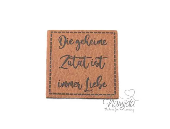 1 Stück – XL KuNSTLEDER LABEL DIE GEHEIME ZUTAT IST IMMER LIEBE – AUFNÄHER MIT VORGEDRUCKTER NÄHNAHT – 40mm x 40mm Jetzt Zugreifen