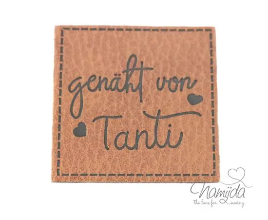 1 Stück – XL KuNSTLEDER LABEL GENÄHT VON TANTI – AUFNÄHER MIT VORGEDRUCKTER NÄHNAHT – 40mm x 40mm Echt