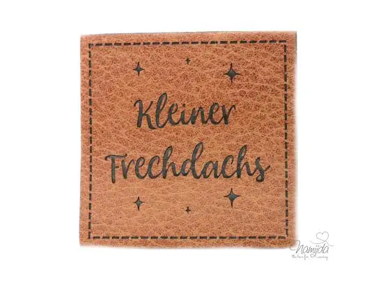 1 Stück – KuNSTLEDER LABEL – KLEINER FRECHDACHS – AUFNÄHER MIT VORGEDRUCKTER NÄHNAHT – 45mm x45mm Mengenrabatt