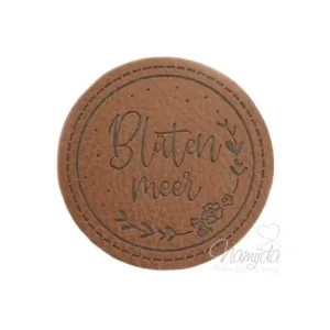 1 Stück - SOFT KuNSTLEDER LABEL - Blüten meer - AUFNÄHER MIT VORGEDRUCKTER NÄHNAHT - 45mm x 45mm Top-Preis