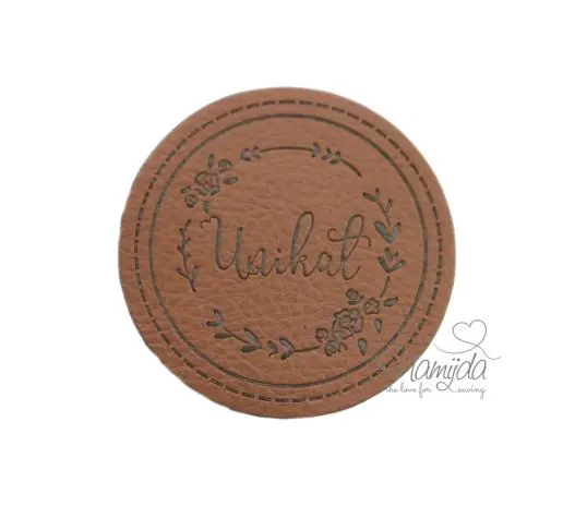 Letzte Chance 1 Stück – SOFT KuNSTLEDER LABEL – Unikat – AUFNÄHER MIT VORGEDRUCKTER NÄHNAHT – 45mm x 45mm