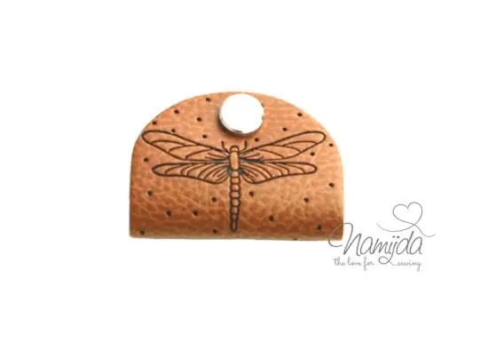 Zertifiziert 1 Stück – KNiCK MiCH KuNSTLEDER LABEL – LIBELLE + KuPFER VERNICKELTE SCHRAUBE