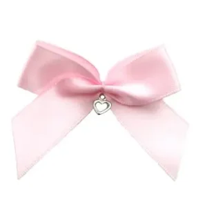 1 Stück - XL SATIN SCHLeife HeLLRoSE MIT HERZ ANHÄNGER - 6,5cm Ausverkauf