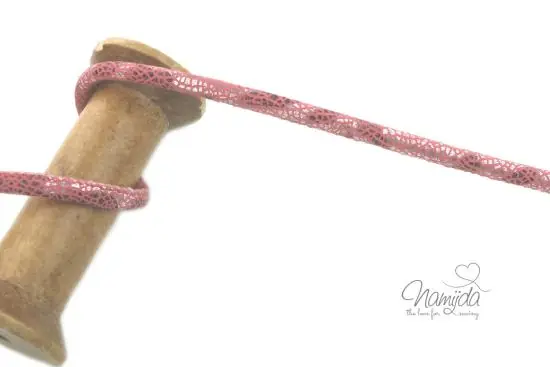 Handgefertigt 1 MTR. SNAKE SCHIMMER KuNSTLEDER KORDEL ROSA – 7mm
