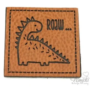 1 Stück - XL KuNSTLEDER LABEL DINO ROAW... - AUFNÄHER MIT VORGEDRUCKTER NÄHNAHT - 40x40mm Neuheit