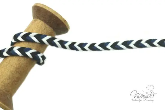 Günstig 1 MTR. ♥ GEFLOCHTENE KORDEL – SCHWARZ/DUNKELBLAU/WEiSS – 8mm ♥