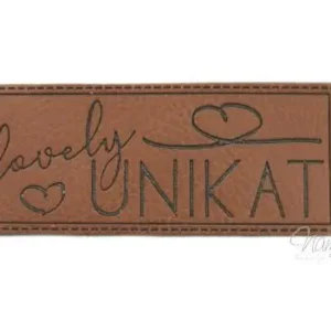 1 Stück - SOFT KuNSTLEDER LABEL - LoVELY UNIKAT - AUFNÄHER MIT VORGEDRUCKTER NÄHNAHT- 30mm x 70mm Expressversand