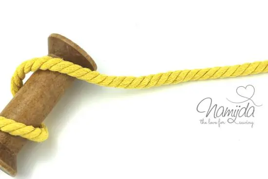 Premium 1 MTR. ♥ Gedrehte, weiche Hoodie Kordel – GELB – 8mm ♥