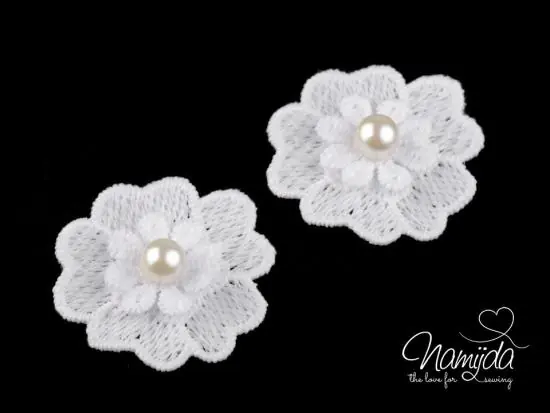 1 Stck. ♥Spitze Blumen Applikationen mit Perle – CREME – 4cm ♥ Angebot